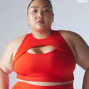 Savage x Fenty Hotline Medium-Impact Sports Bra